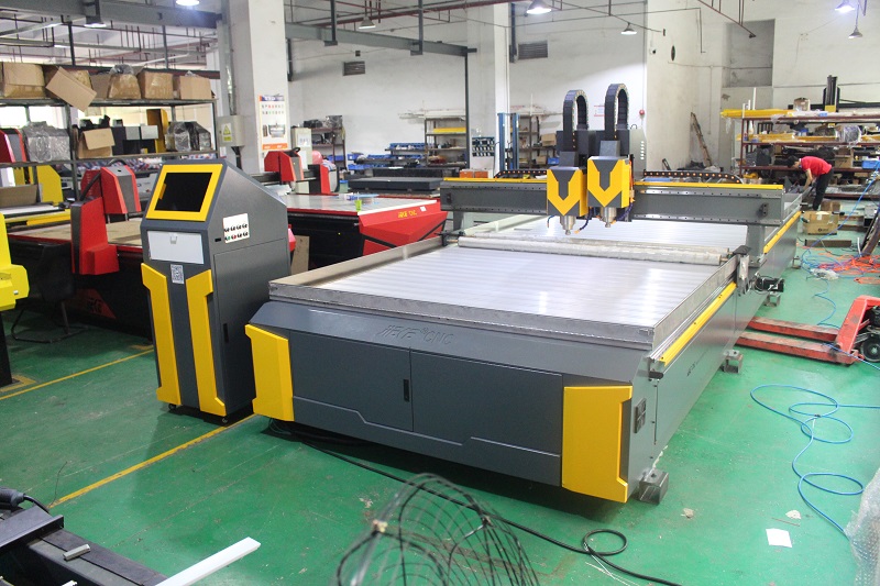 鋁板雕刻機(jī)圓刀和平刀有什么不同