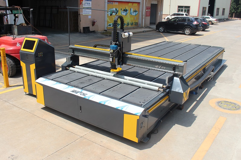 廣天地數(shù)控教您正確保養(yǎng)鋁板雕刻機