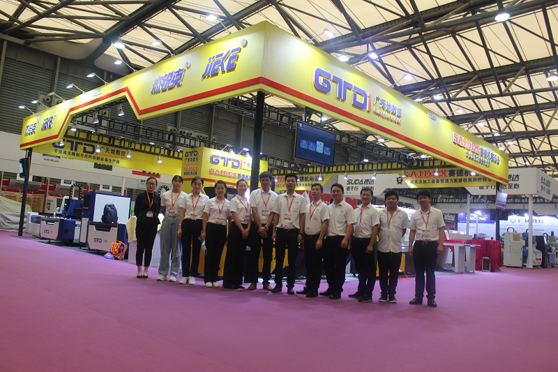 廣天地數控帶您直擊2020上海廣告展展會現場