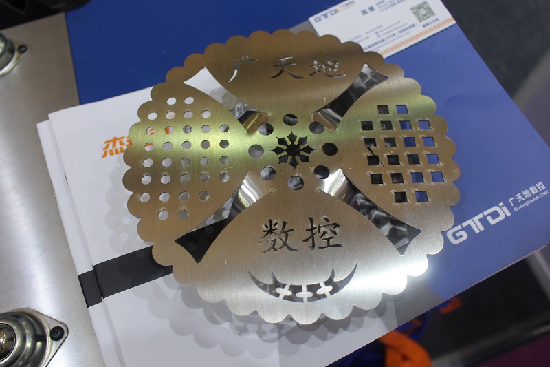 光纖激光切割機(jī)能切最小孔和板厚的關(guān)系