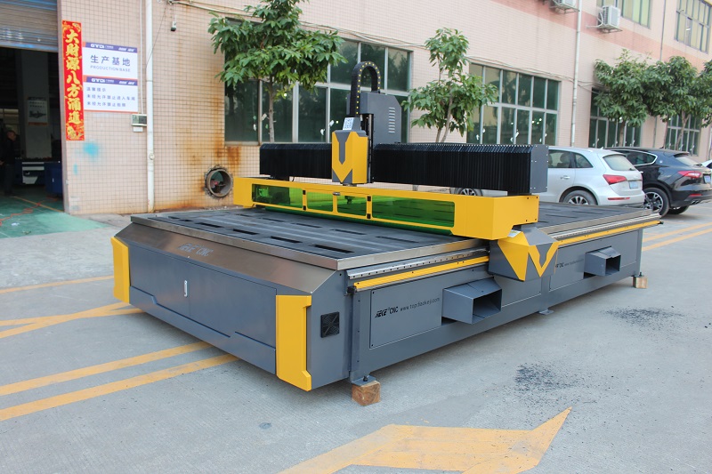 冬季鋁單板雕刻機如何維護